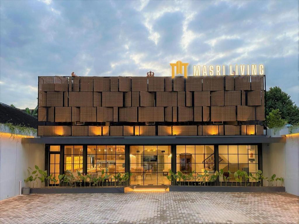 Masri Living By Daphna International Hotel Yogyakarta Luaran gambar