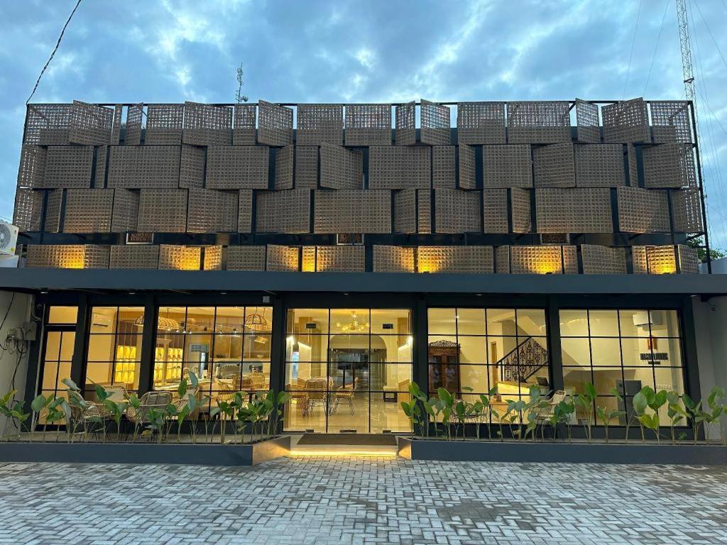 Masri Living By Daphna International Hotel Yogyakarta Luaran gambar
