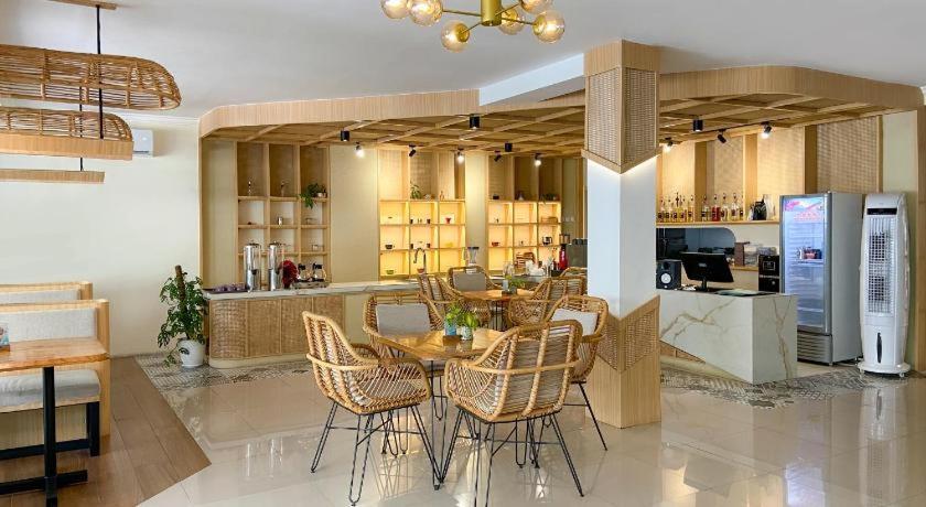 Masri Living By Daphna International Hotel Yogyakarta Luaran gambar