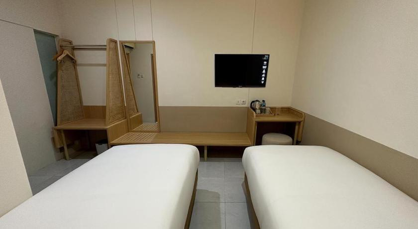 Masri Living By Daphna International Hotel Yogyakarta Luaran gambar